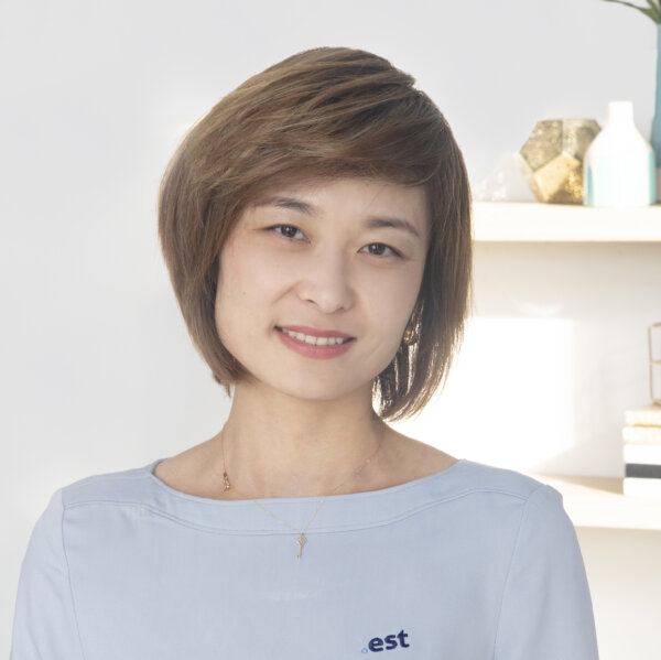 Vanessa Cao - Real Estate Agent